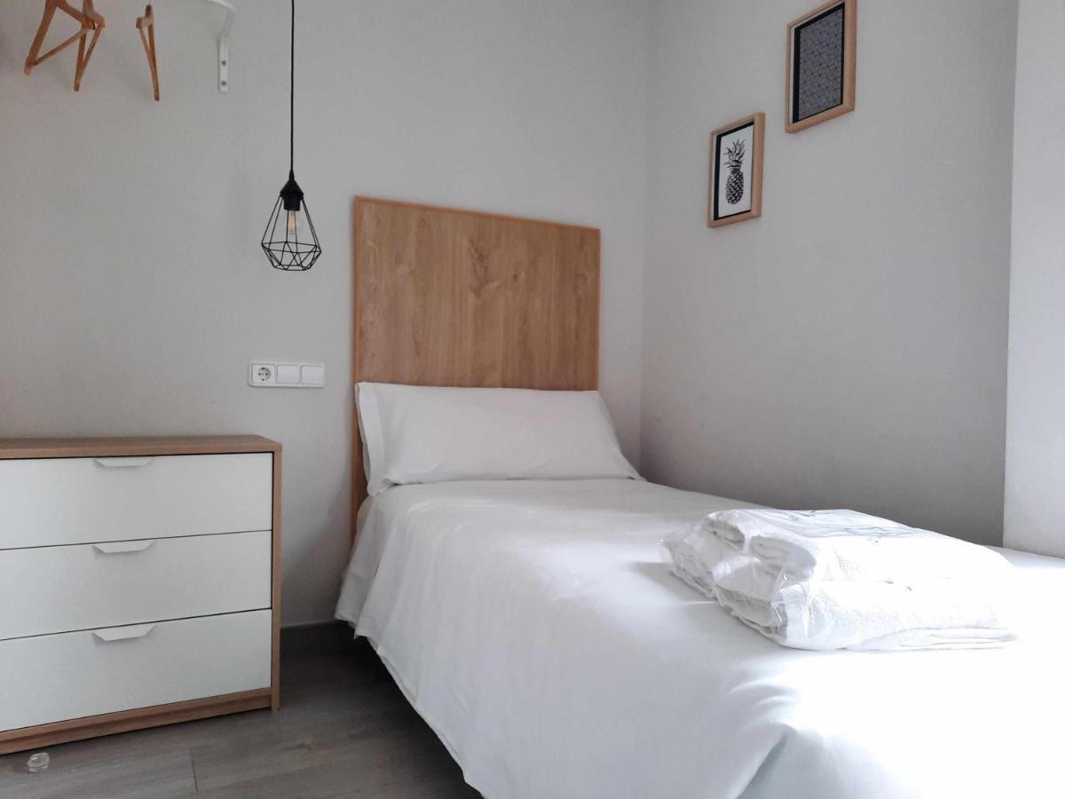 Apartamentos Ordesa Aínsa Δωμάτιο φωτογραφία
