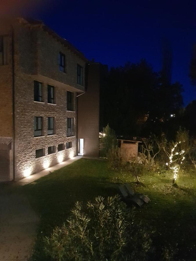 Apartamentos Ordesa Aínsa Εξωτερικό φωτογραφία